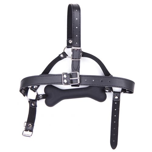 Маска на лицо с черным кляпом-косточкой