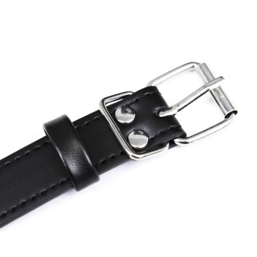 Черная БДСМ маска с ремешком и заклепками