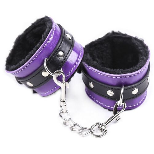 Черно-фиолетовые наручники с мехом