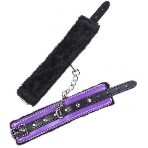 Черно-фиолетовые наручники с мехом