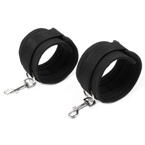 Наручники черного цвета с липучкой