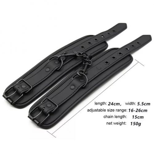 Матовые черные наручники с цепочкой