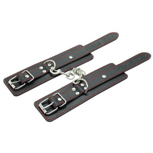 Регулируемые черные наручники с красными строчками