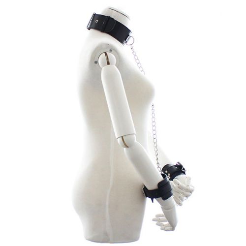 Ошейник с наручниками на цепи