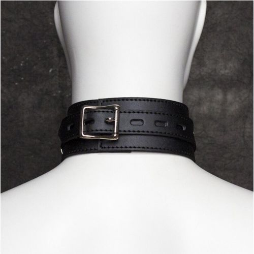 Классический черный ошейник с металлическим поводком