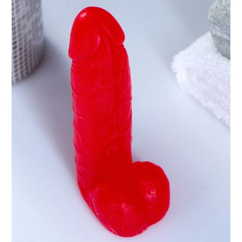 Фигурное красное мыло Фаворит 12 см, с ароматом земляники, 95 гр