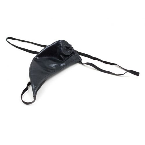 Черные лакированные стринги