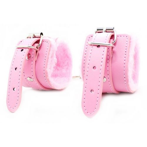 Набор розового цвета для БДСМ игр