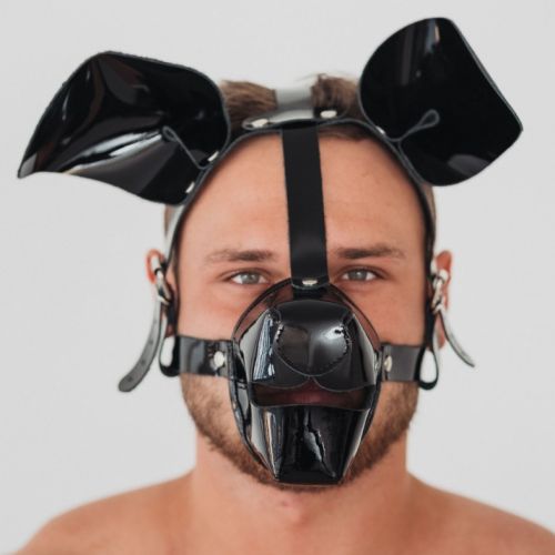 Маска собаки лакированная