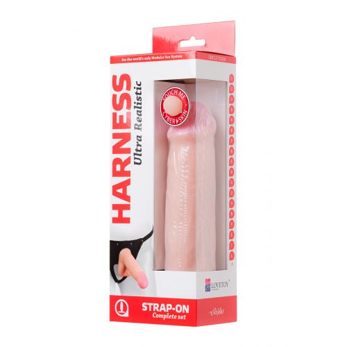 Страпон с большой реалистичной насадкой и поясом Harness