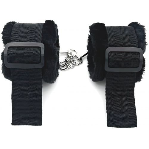 Текстильные наручники с черным мехом Notabu