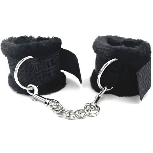 Текстильные наручники с черным мехом Notabu